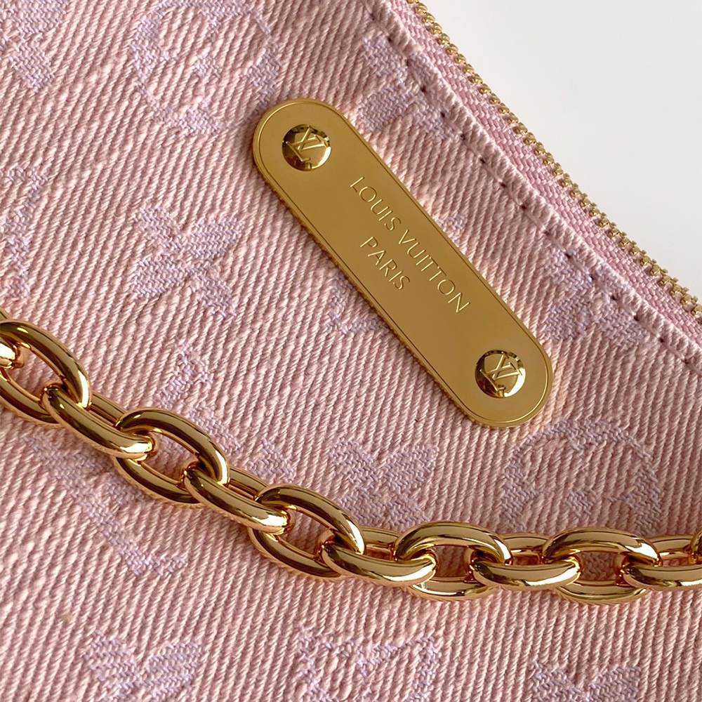 Alternative view of LV Pochette Liv