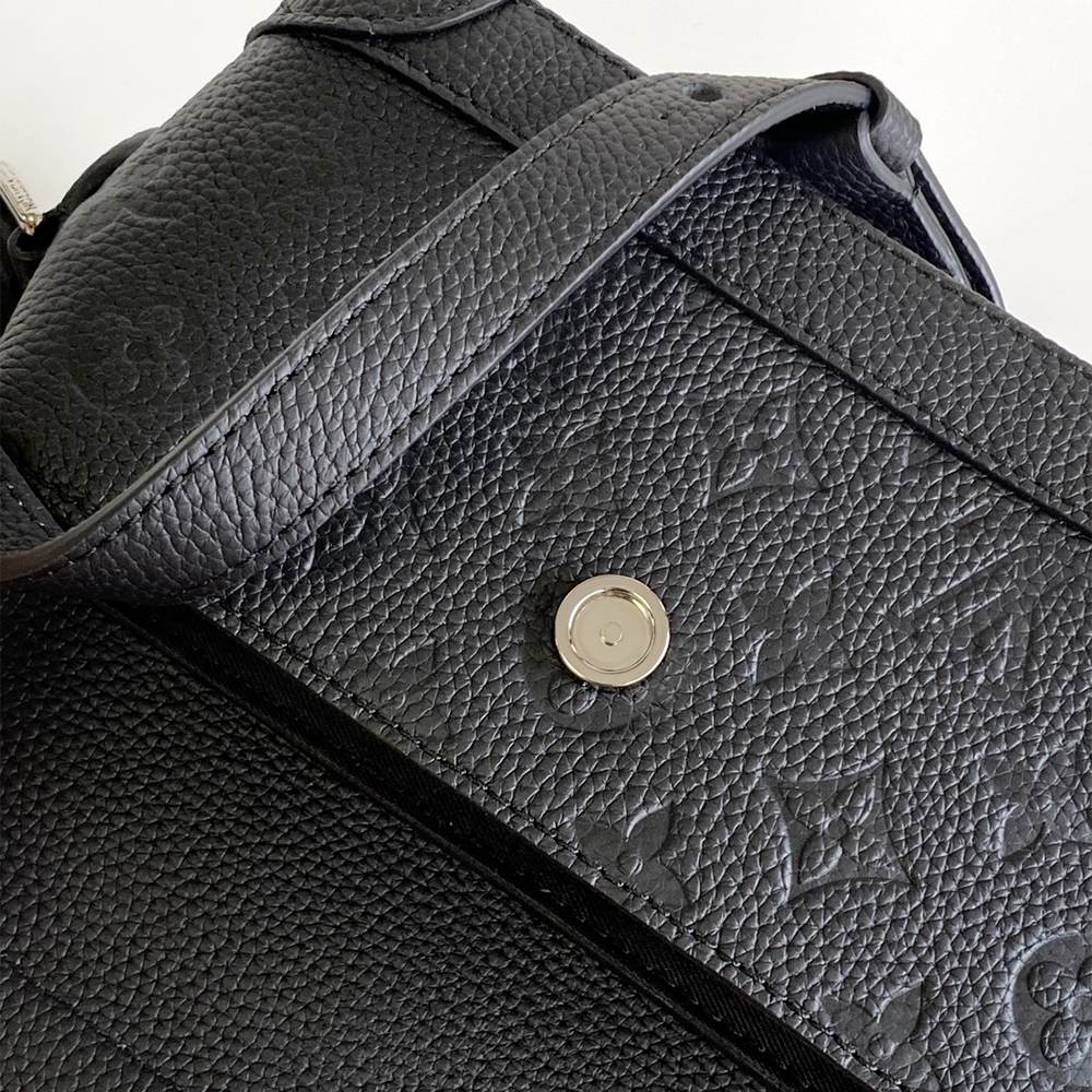 LV Steamer East West Wearable Wallet - Image 4