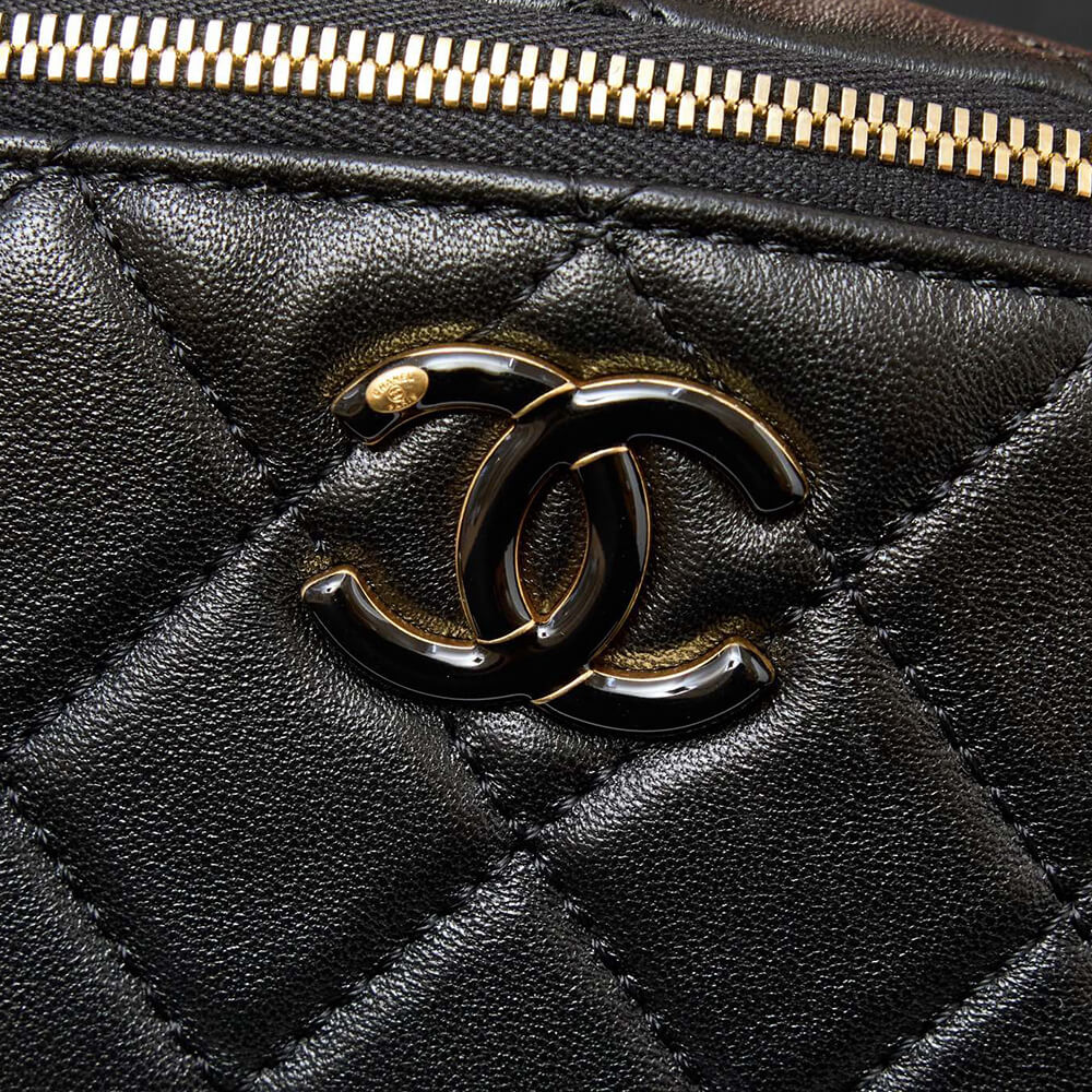 Alternative view of Chanel Bumbag(HIGH-END GRADE)