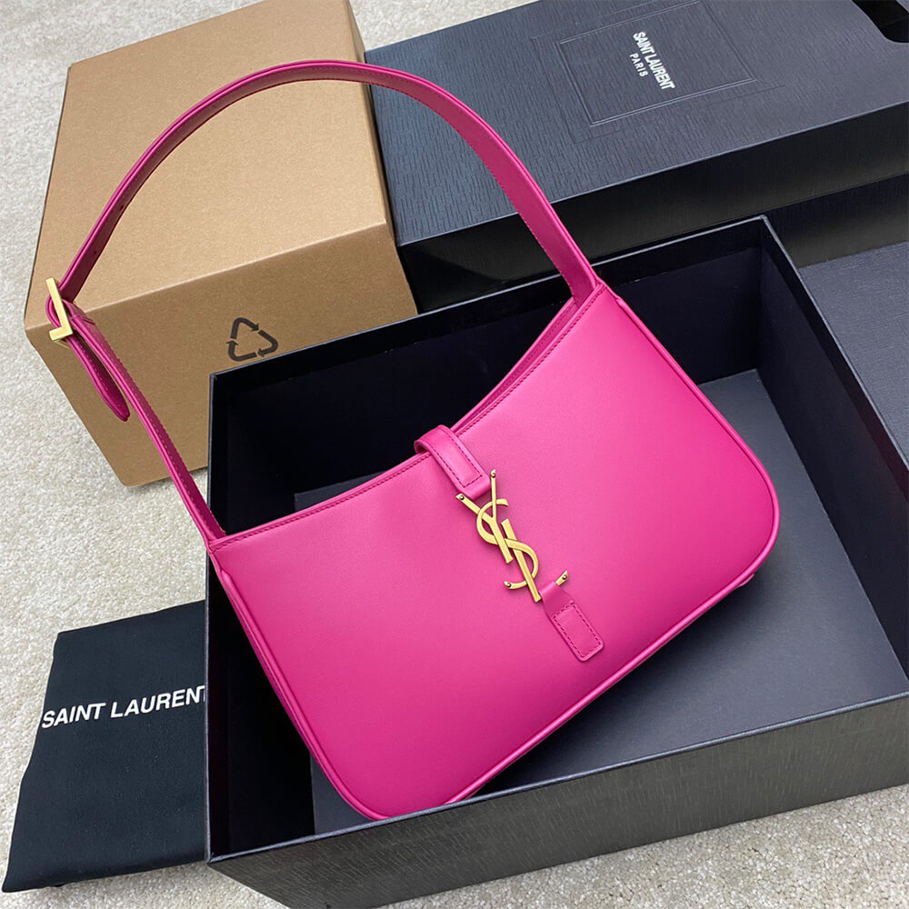 Alternative view of YSL le 5 a 7 in smooth leather