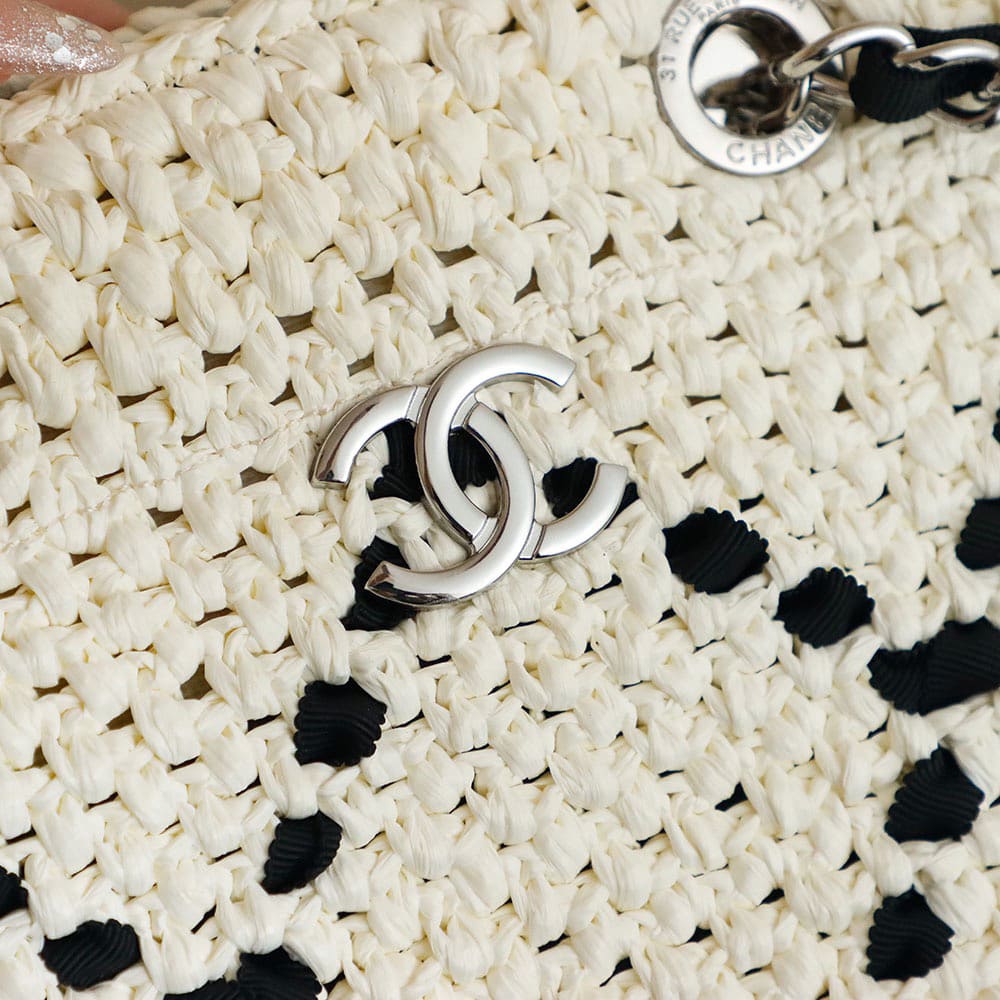 Chanel SMALL TOTE(HIGH-END GRADE) - Image 8