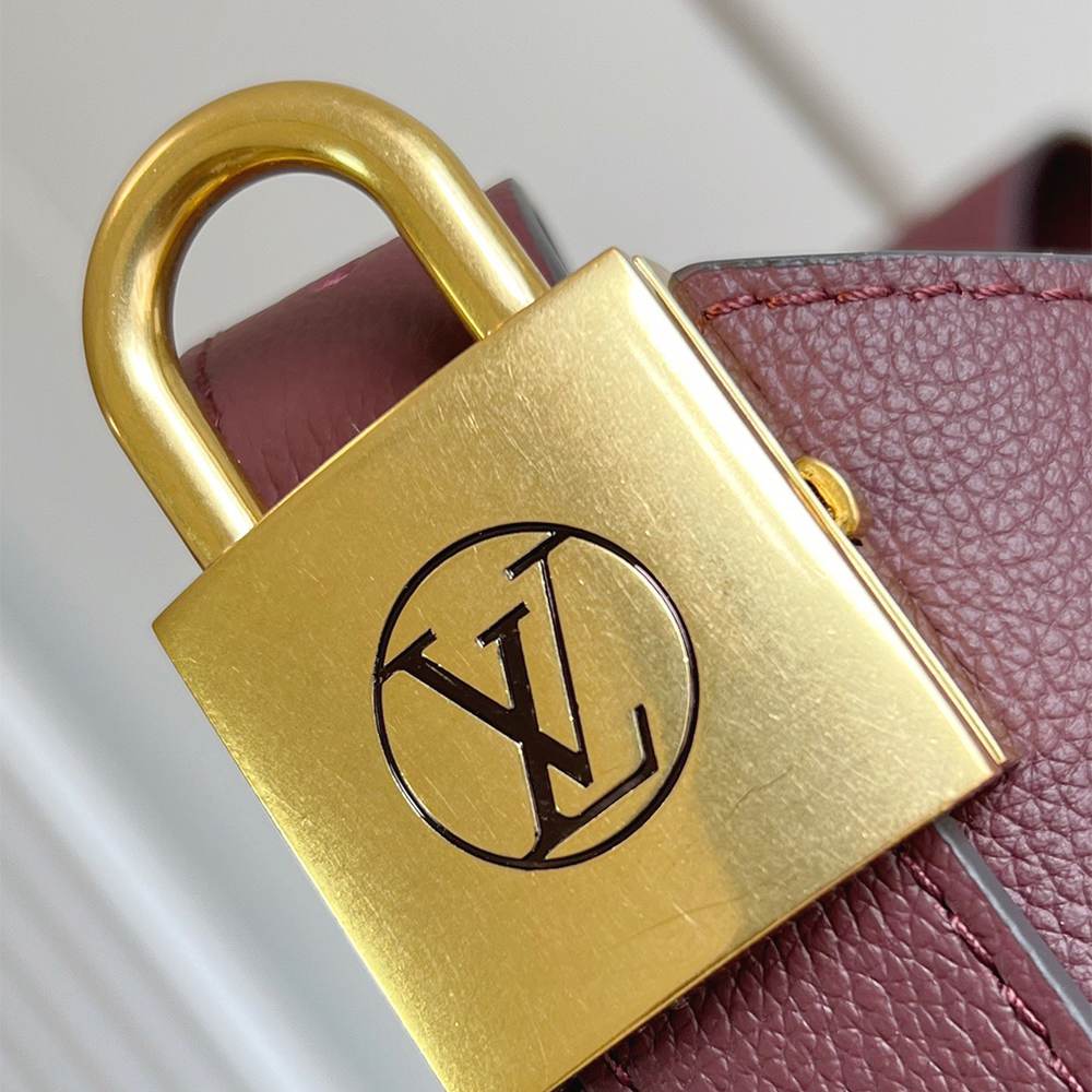 Alternative view of LV Low Key Hobo MM(HIGH-END GRADE)
