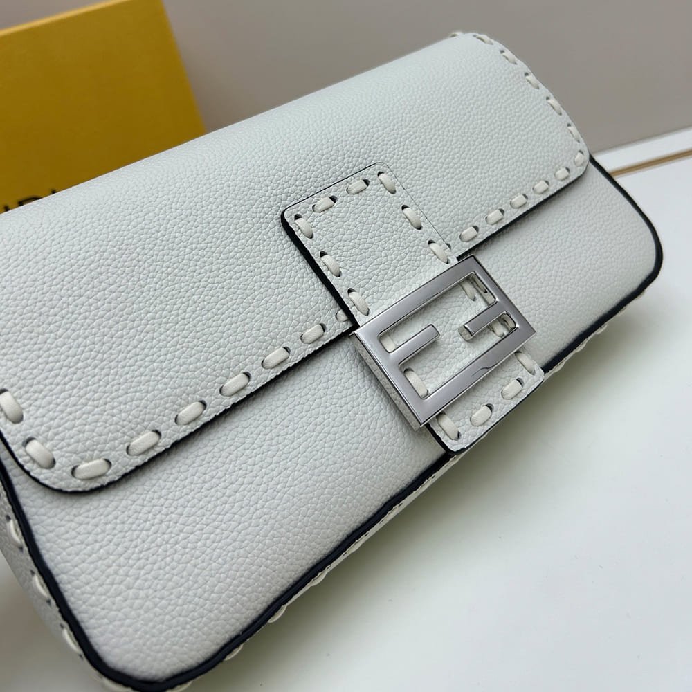 Fendi Baguette - Image 7