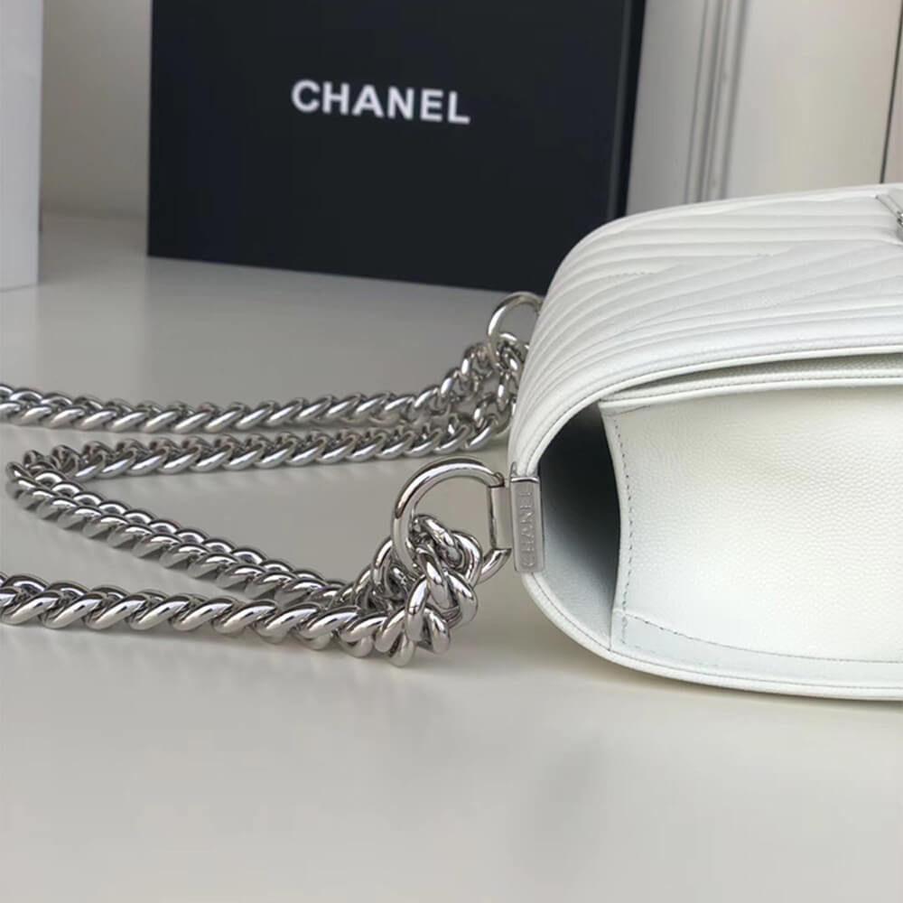 BOY CHANEL HANDBAG - Image 4