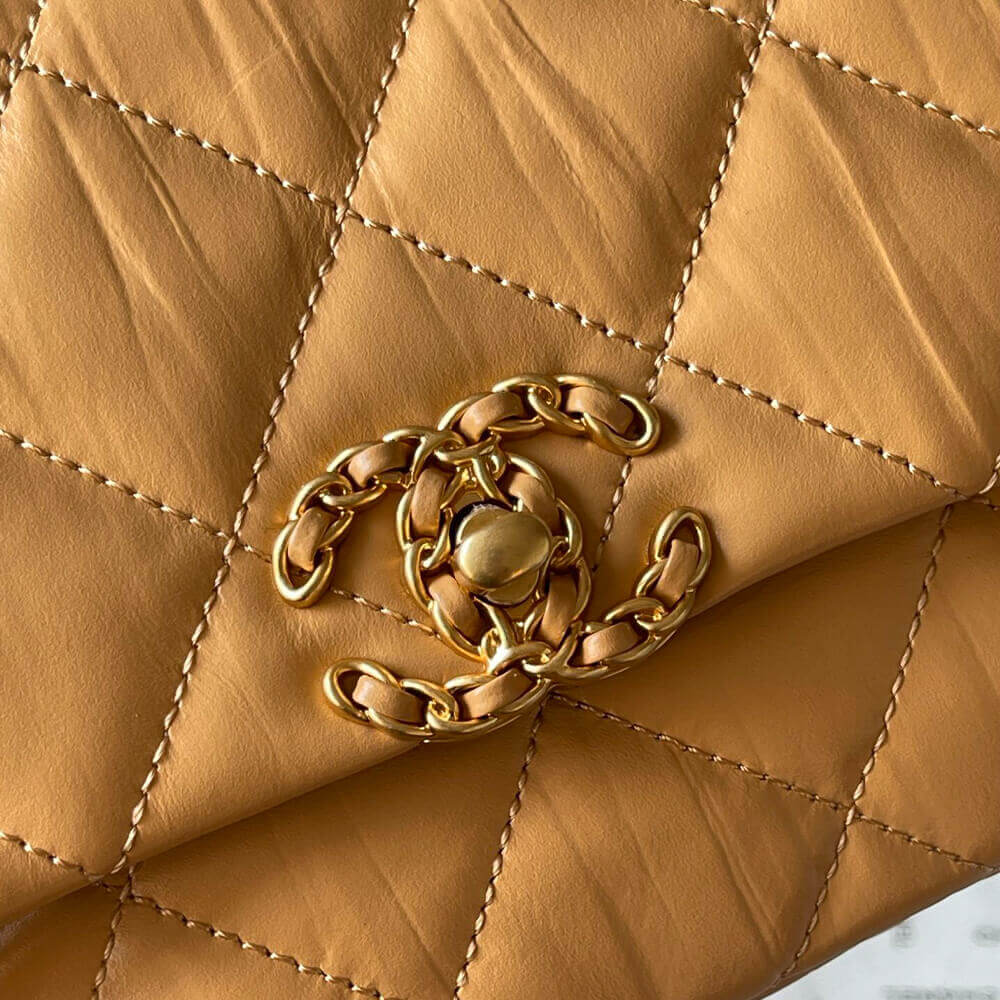 Alternative view of CHANEL MINI FLAP