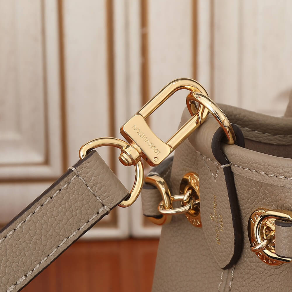 Alternative view of LV Bundle