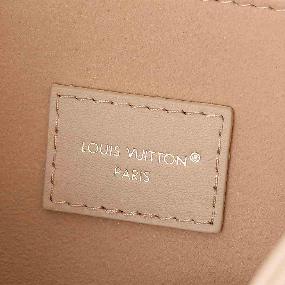 LV Onthego MM - Image 6