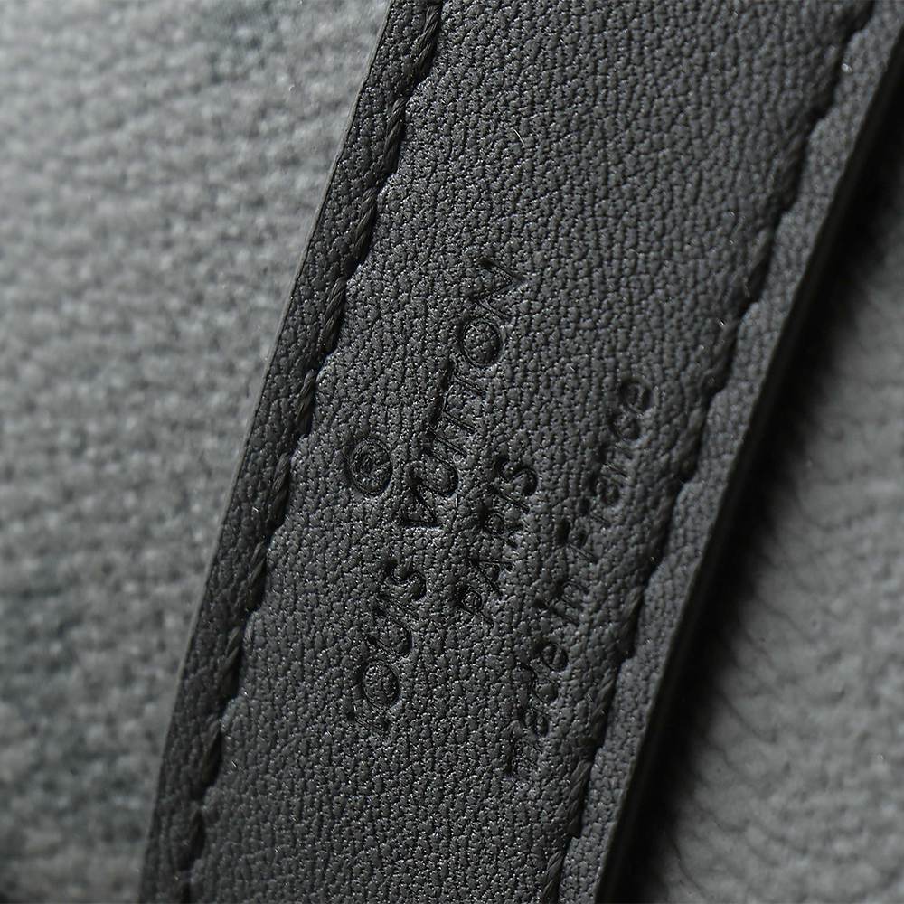 LV Keepall Bandoulière 25 - Image 6