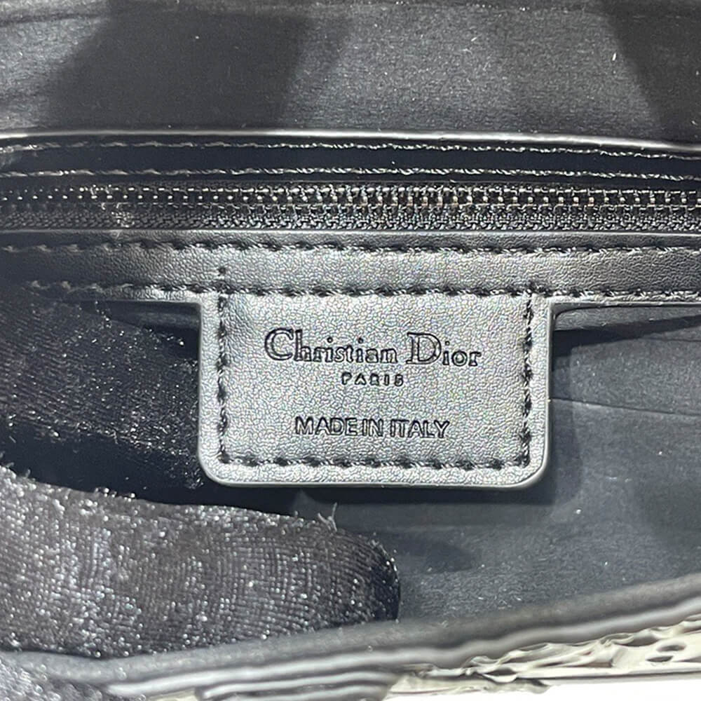 SADDLE BAG WITH STRAP - Image 3