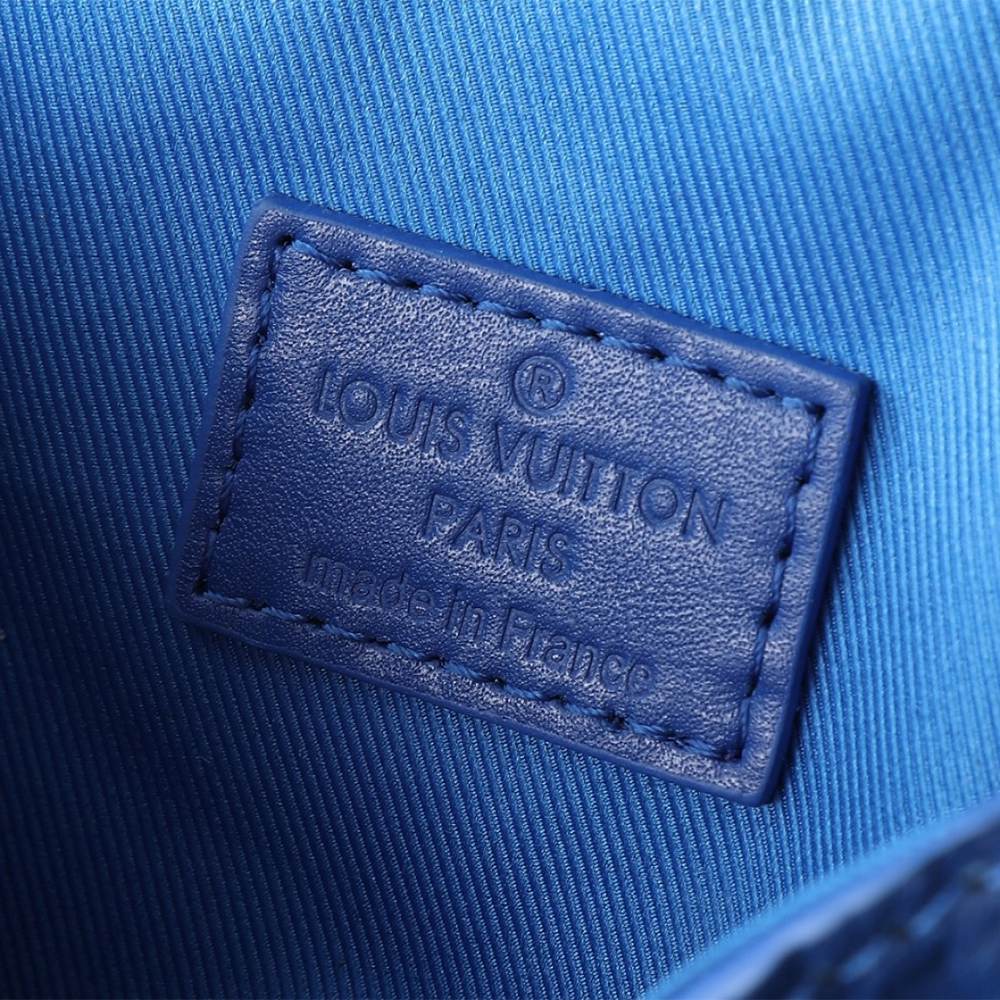 LV Steamer Wearable Wallet - Image 3