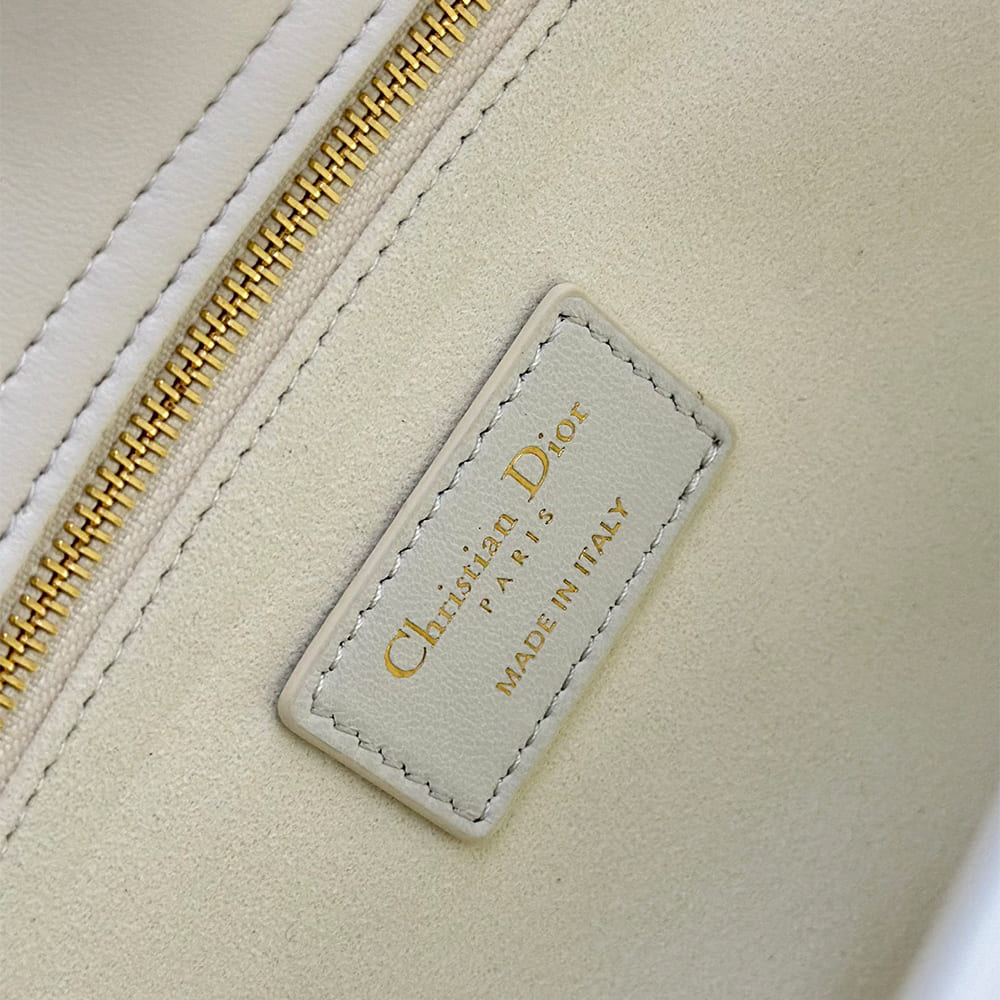 Dior Large Lady Dior Bag(HIGH-END GRADE) - Image 3