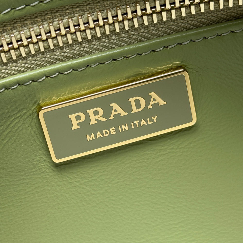 Prada Aimee medium leather shoulder bag - Image 6