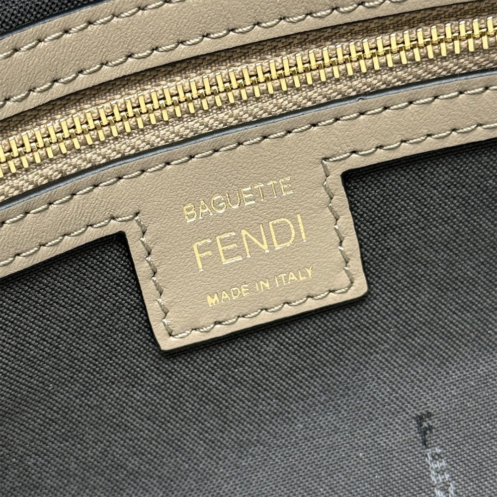 Fendi Baguette - Image 8