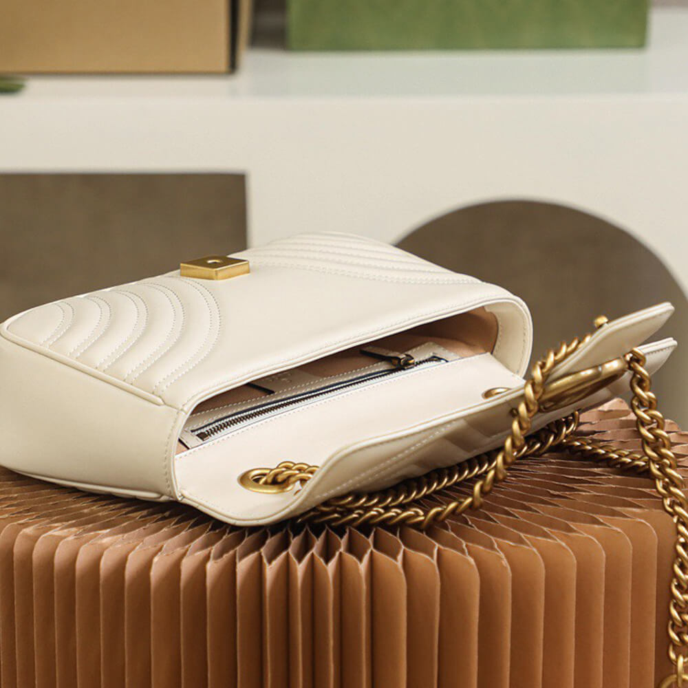 Alternative view of GG Marmont small matelasse shoulder bag