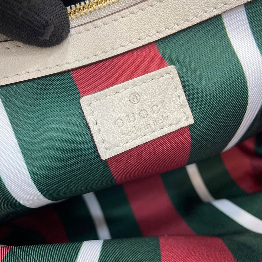 GG Emblem small bucket bag - Image 8