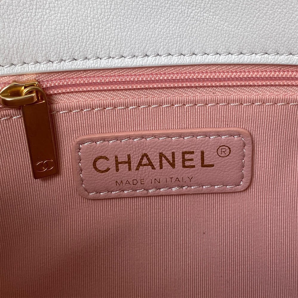 CHANEL FLAP BAG - Image 5