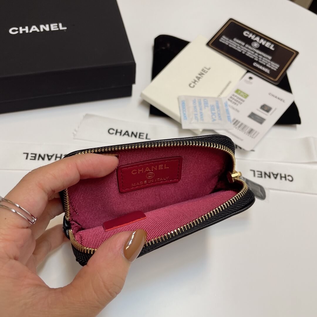 CHANEL 19 Zipper Coin Wallet - Image 3