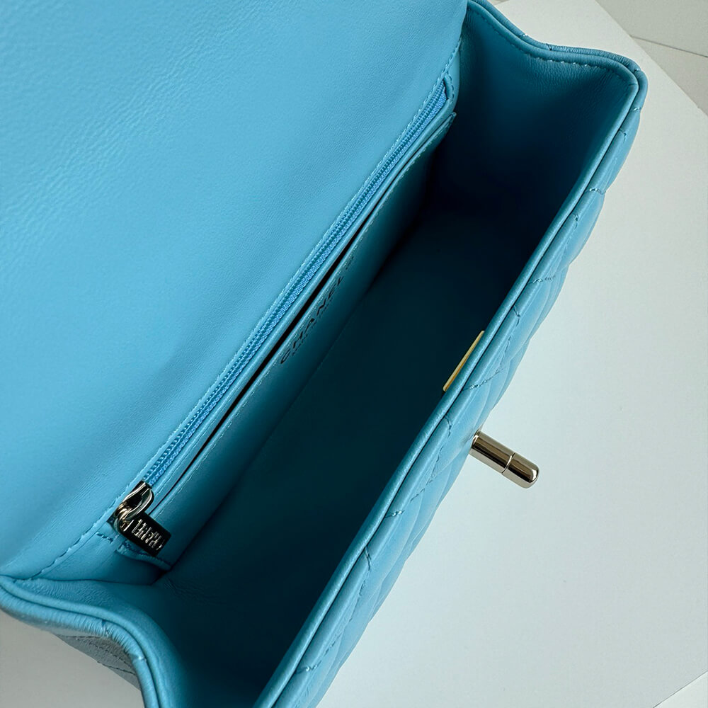 CHANEL Mini Classic Handbag With Top Handle - Image 4