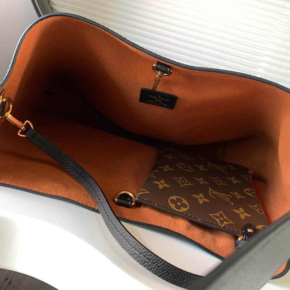 LV Low Key Hobo MM - Image 5