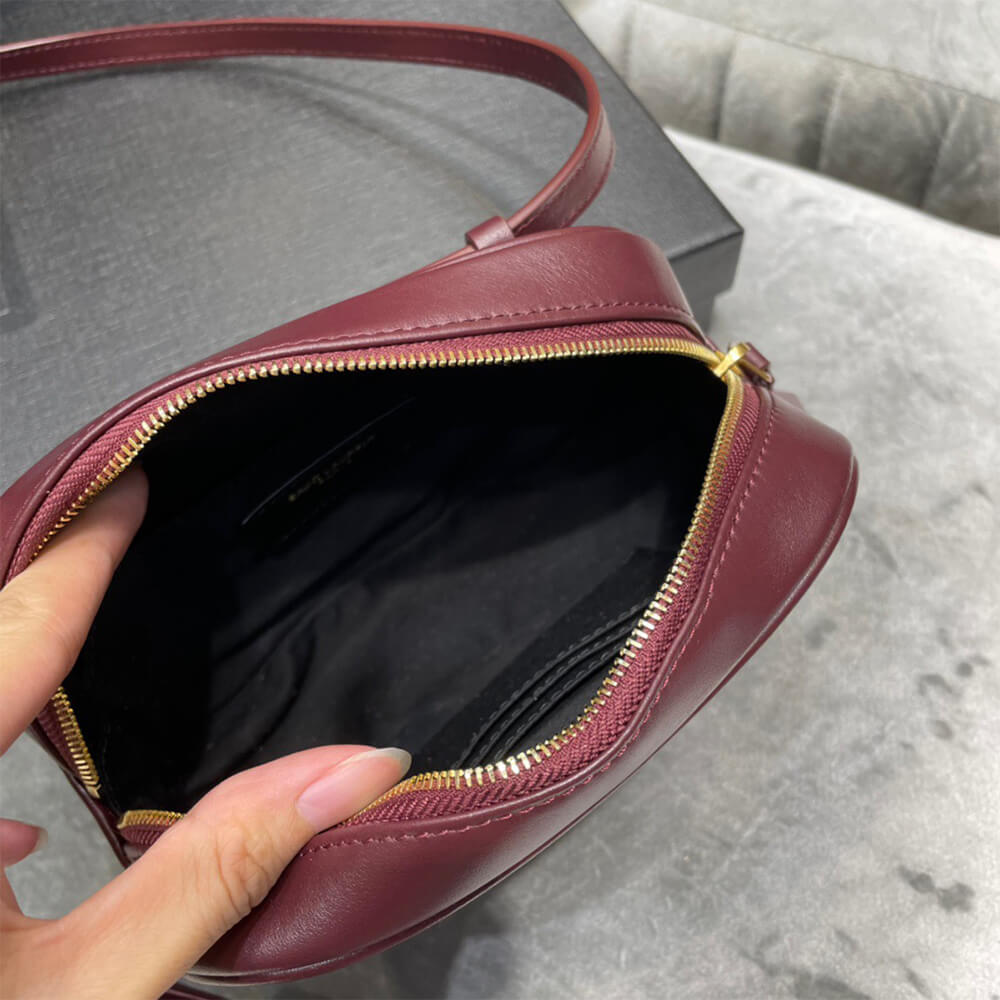 YSL LOU BELT BAG IN MATELASSE LEATHER - Image 3