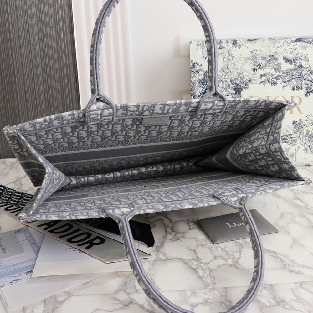 Alternative view of LARGE DIOR BOOK TOTE