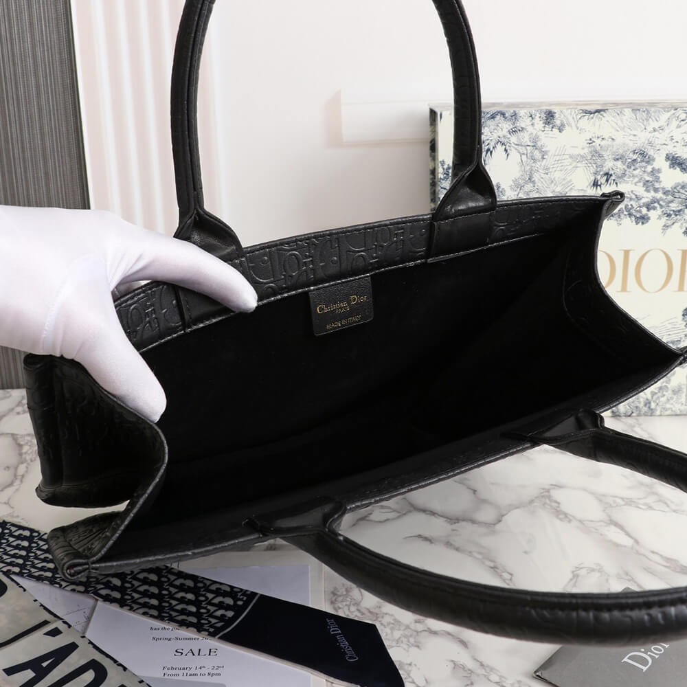 Medium DIOR BOOK TOTE - Image 7
