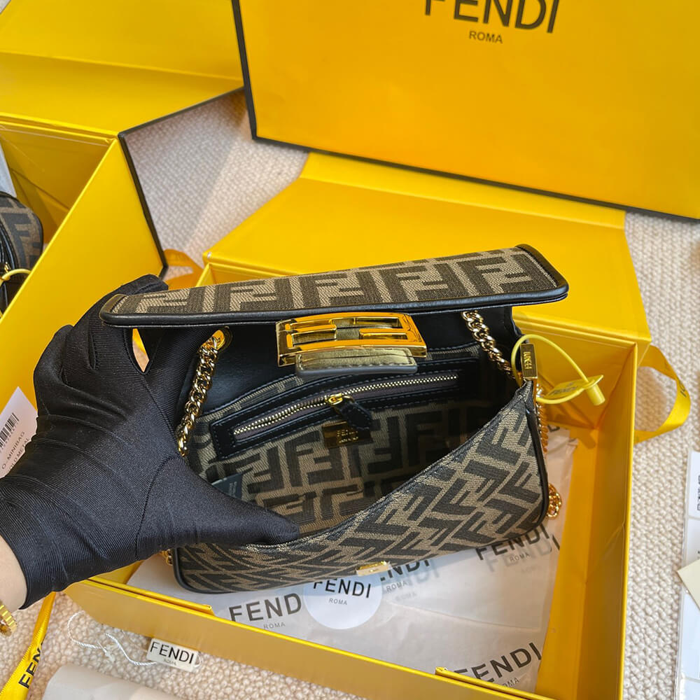 Fendi Baguette Chain Midi - Image 7