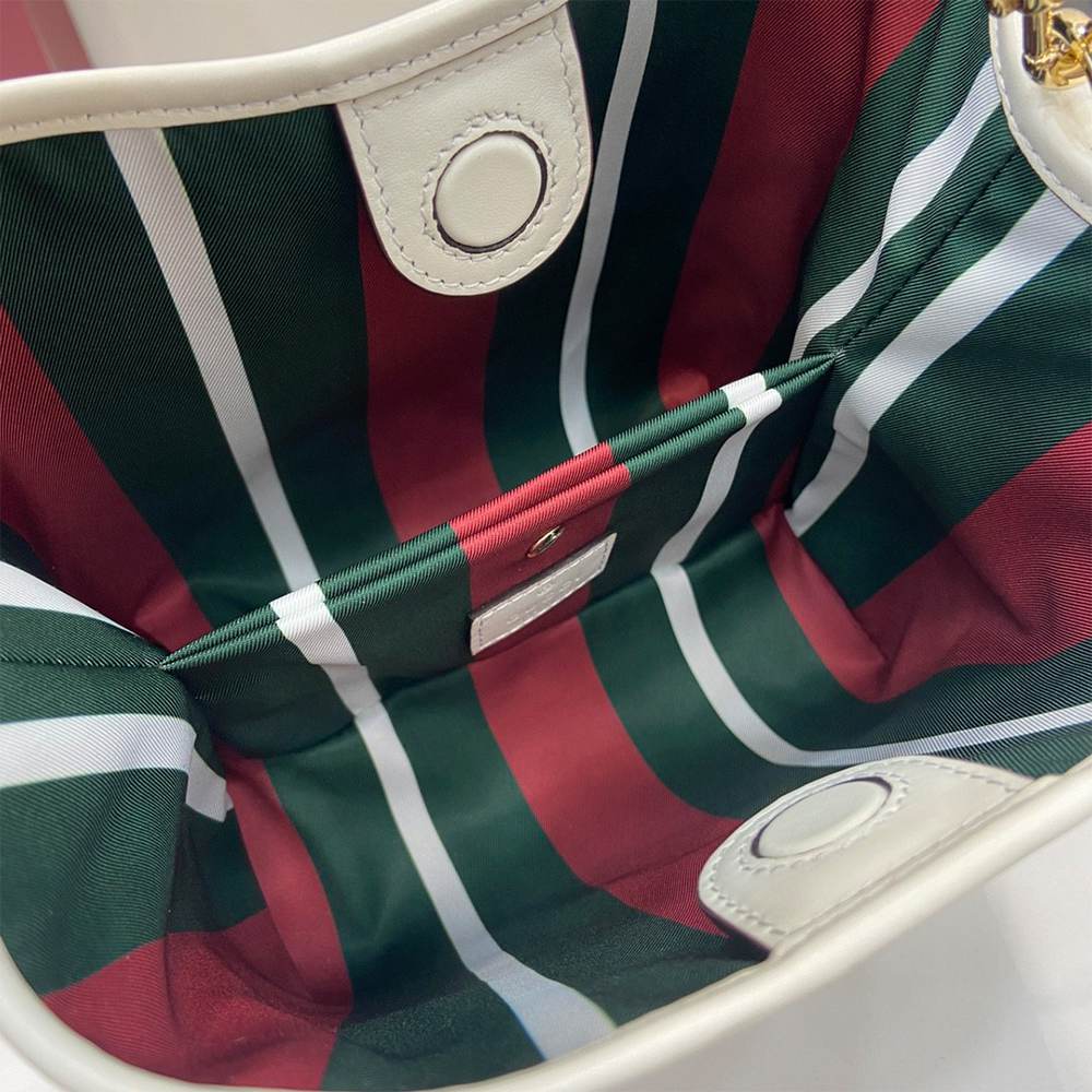 GG Emblem small bucket bag - Image 3