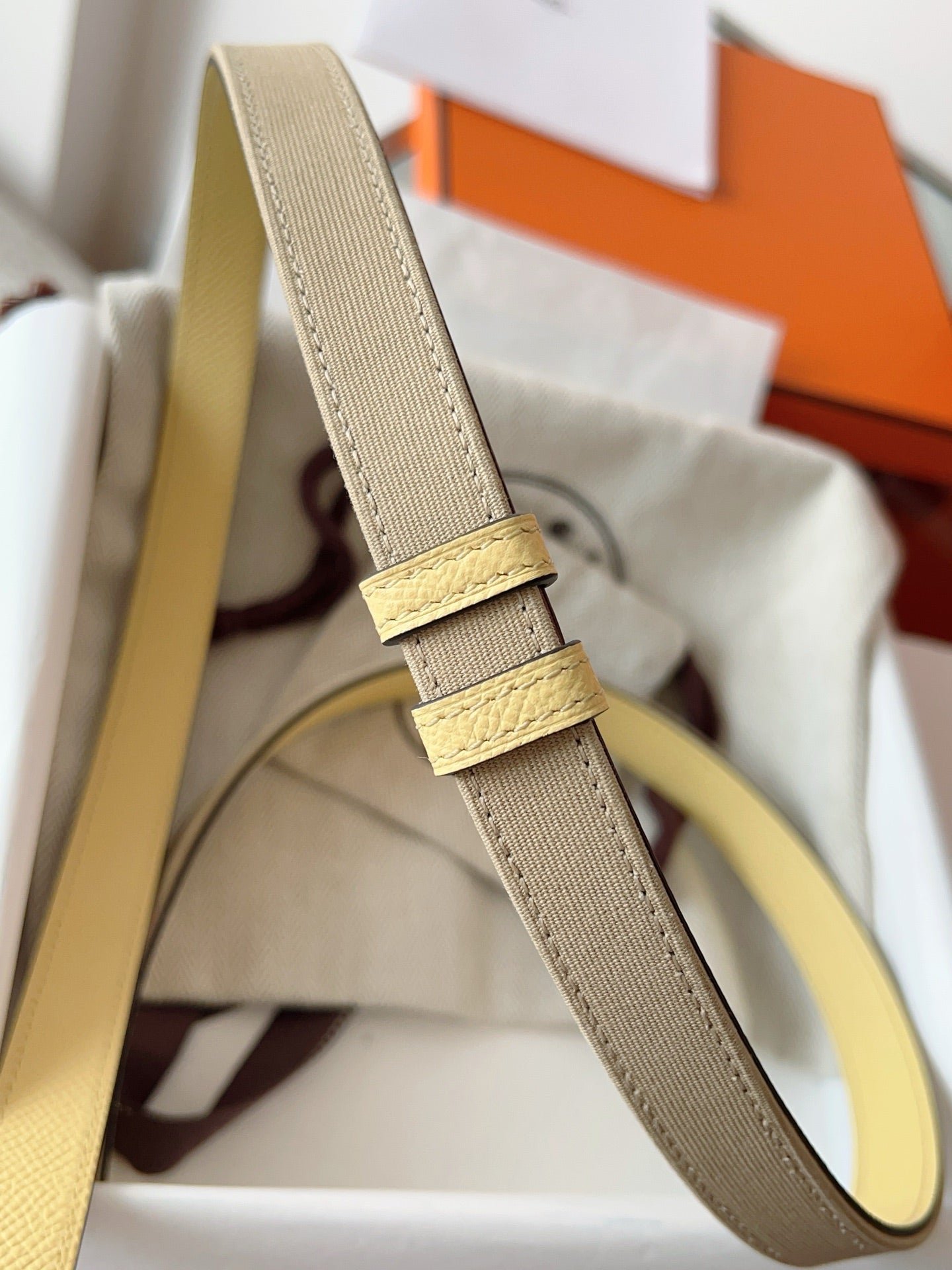 HERMES Beige Kelly Strap - Image 9