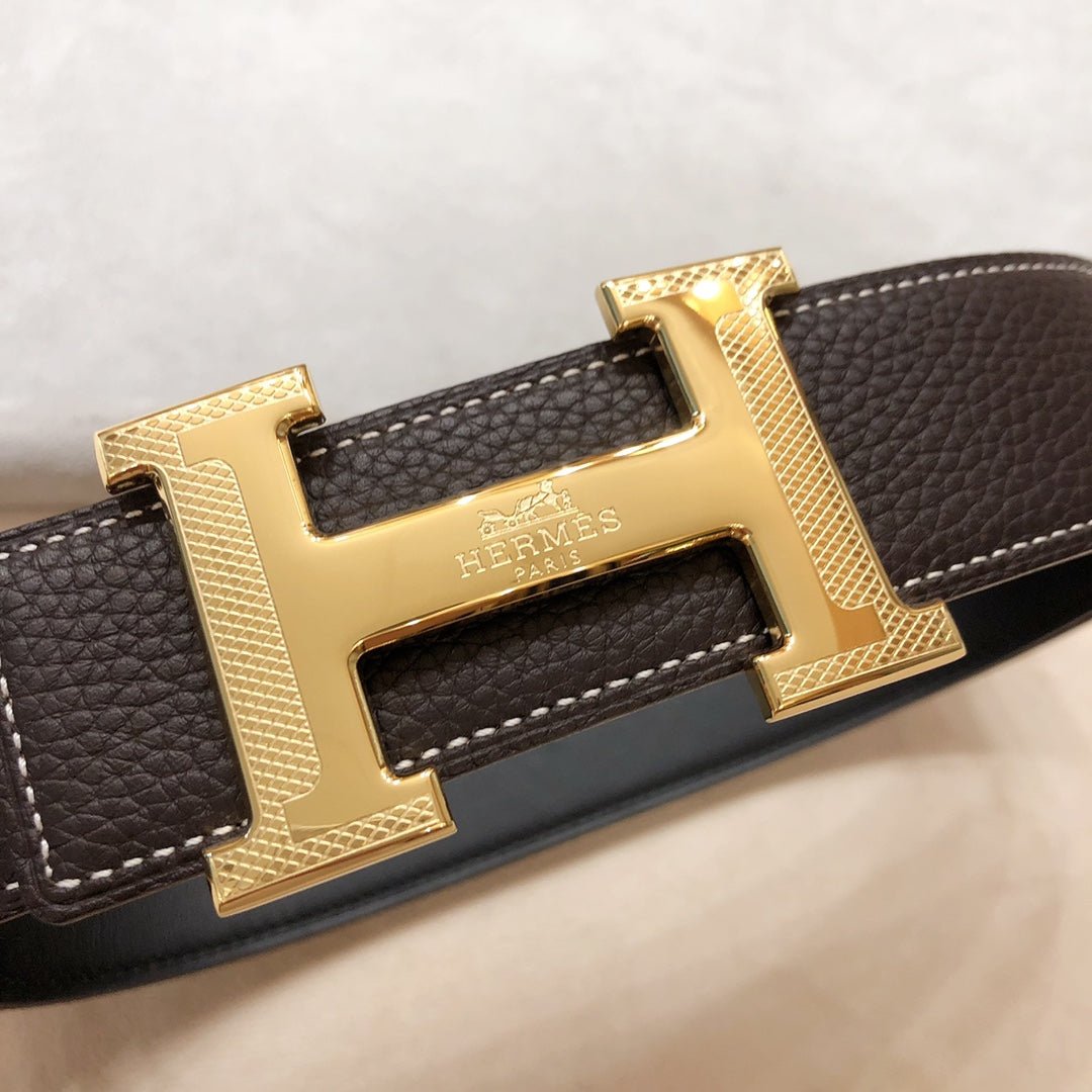 HERMES Fine Grain Gold Buckle Belt - Image 4