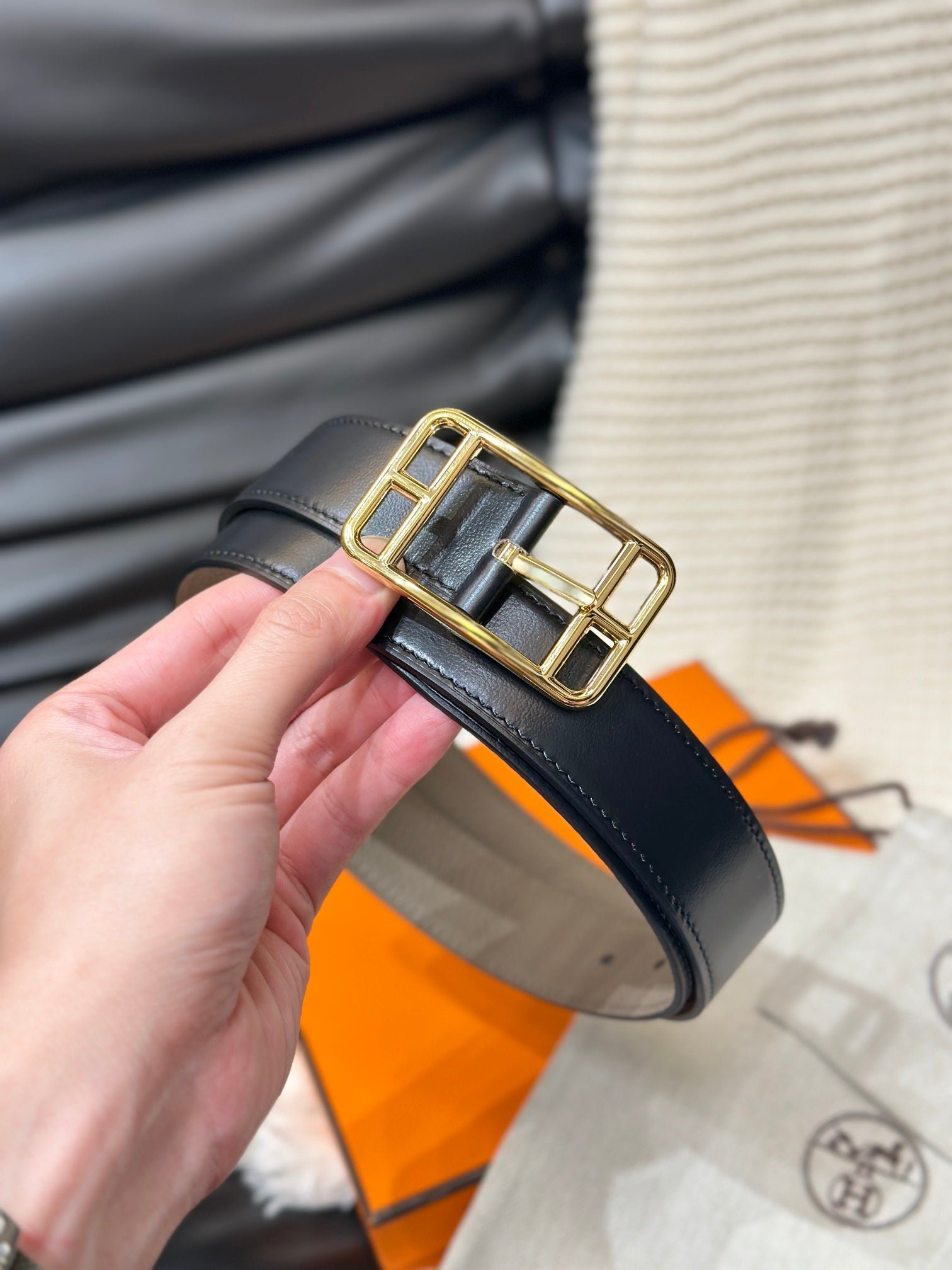 Alternative view of HM CAPE COD 32MM REVERSIBLE BELT BLACK AND TAN LEATHER GOLD BUCKLE