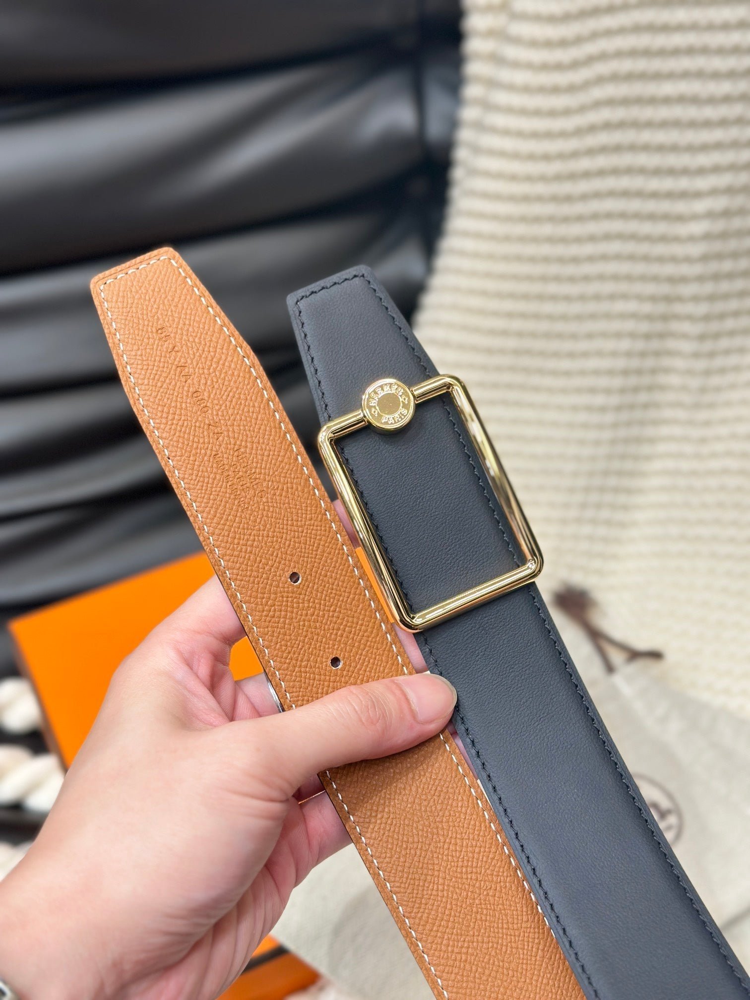 HERMES Tan Lock Gold Strap - Image 5