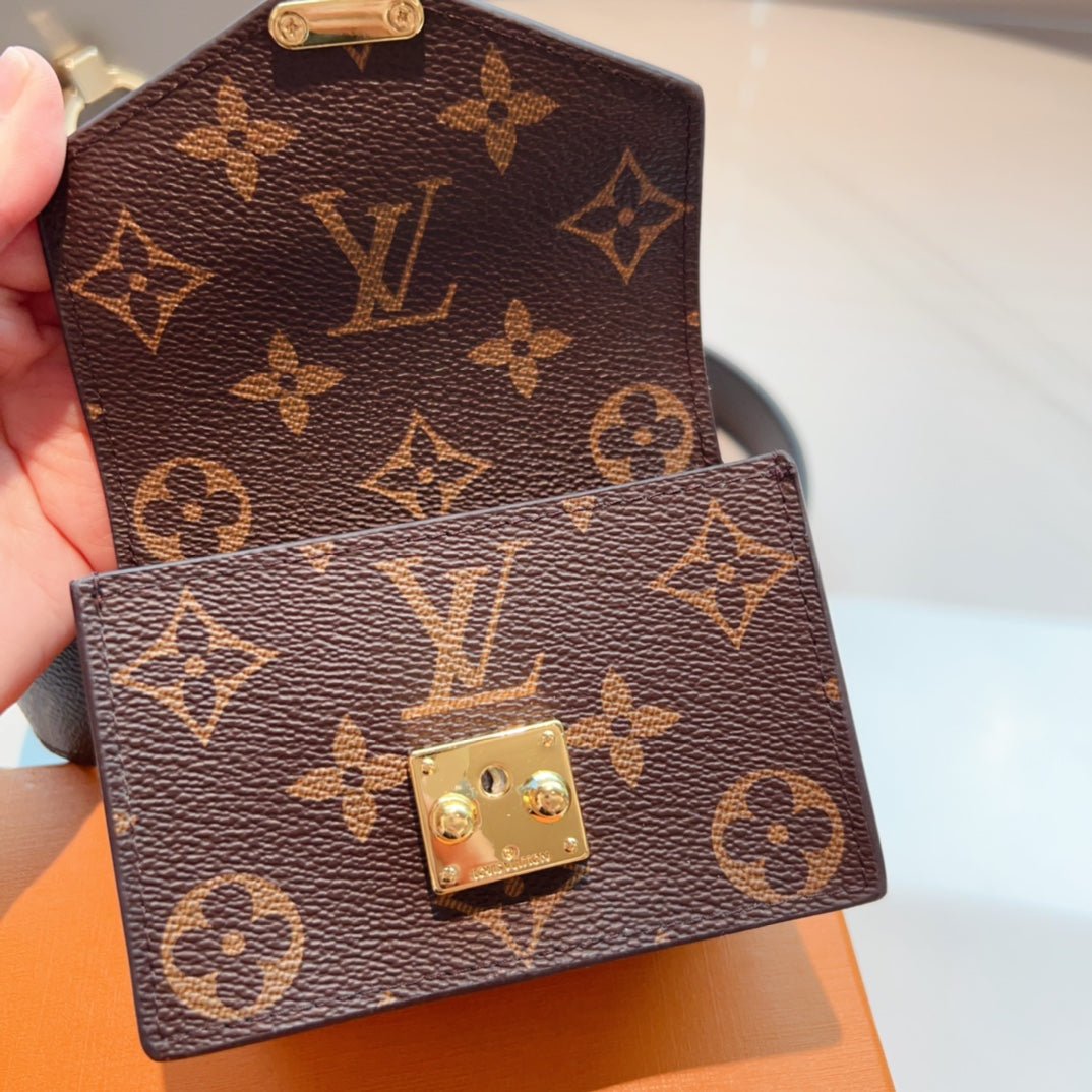 Alternative view of Lv Metis Belt Bag 30 Lv Buckle Brown Monogram