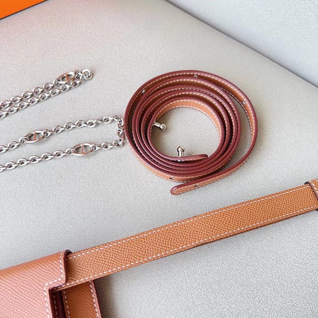 Alternative view of hm kelly belt 18mm with kelly pocket brown epsom silver hardware