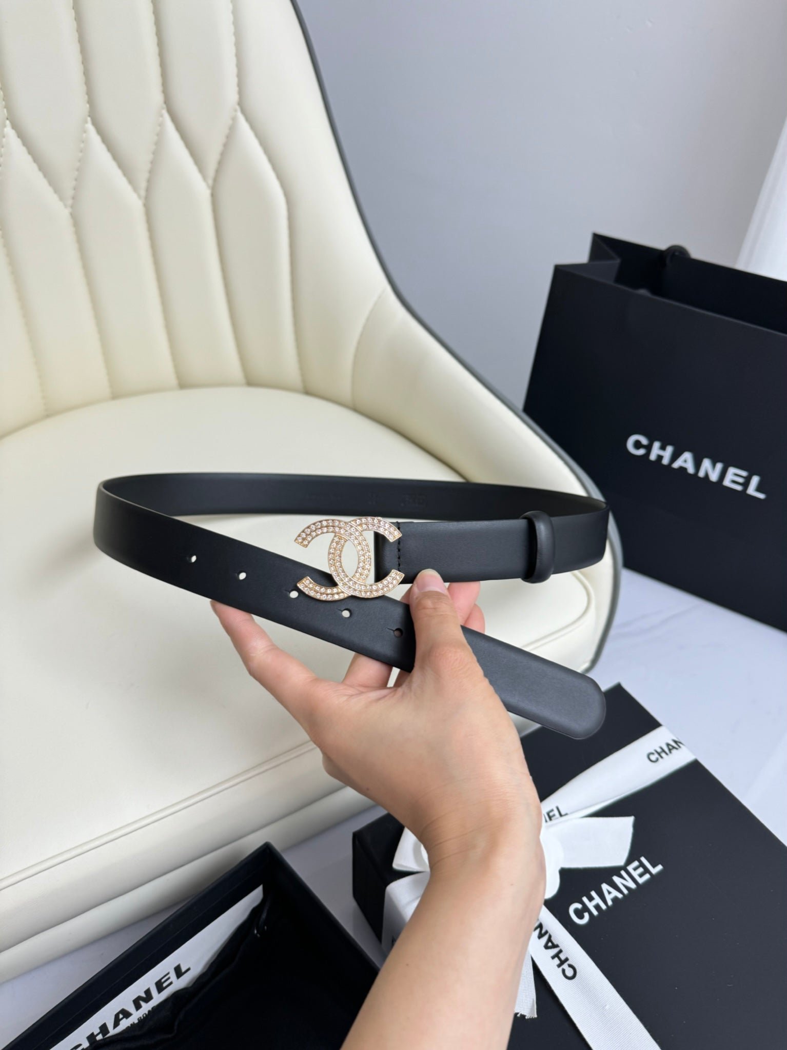 Chanel Pearl Wide Belt - Image 3
