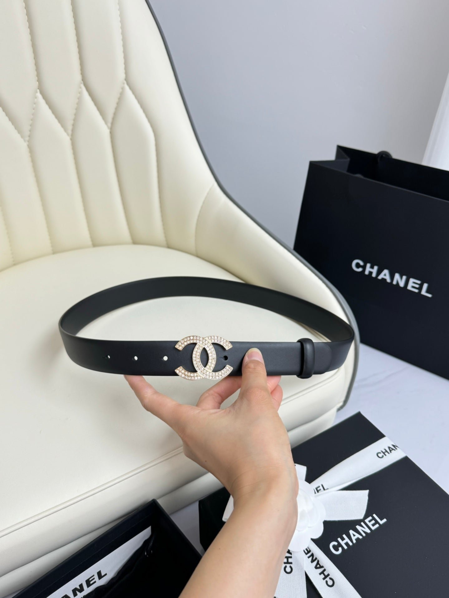 Chanel Pearl Wide Belt - Image 4