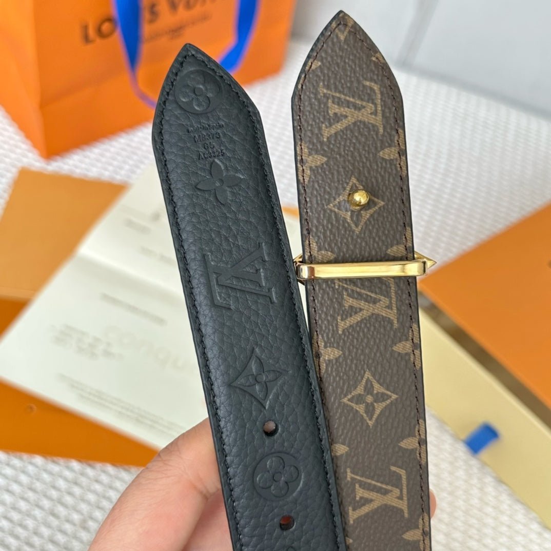 LV Canvas Gold Heart Belt - Image 9