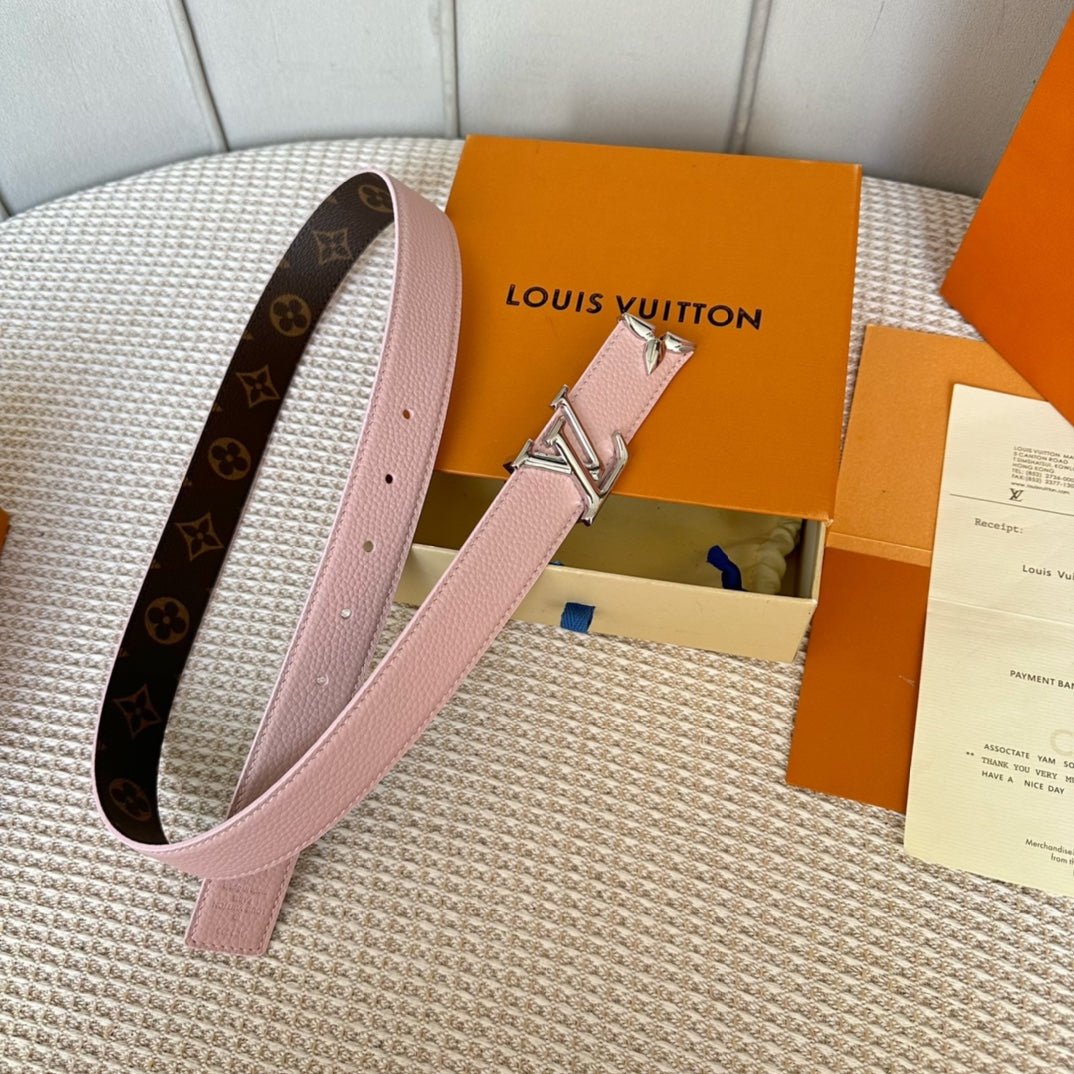 Alternative view of PRETTY LV 30MM REVERSIBLE BELT IN LIGHT PINK CALFSKIN SILVER HARDWARE