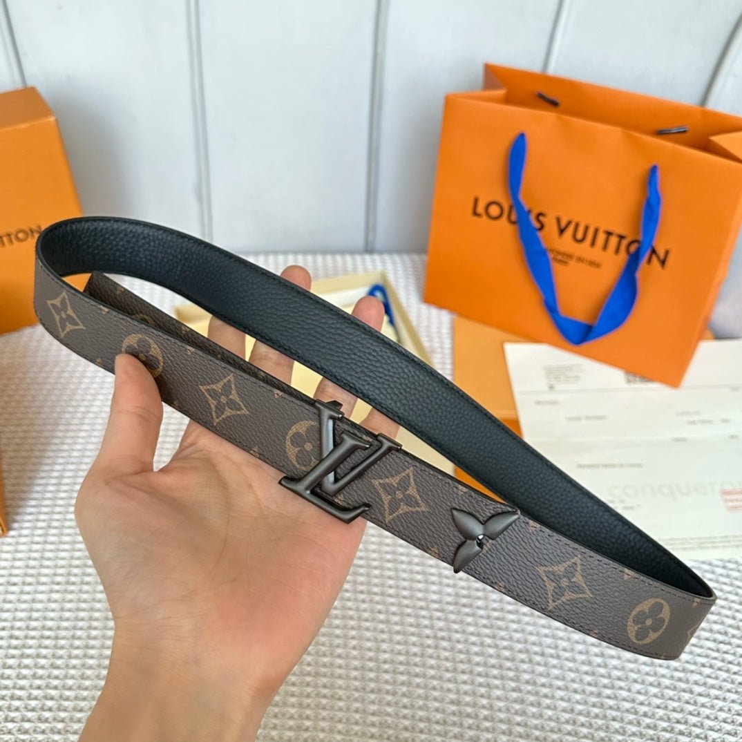 PRETTY LV 30MM REVERSIBLE BELT IN BLACK CALFSKIN BLACK HARDWARE - Image 4