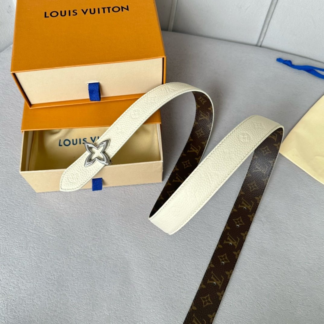 Alternative view of LV  MINI FLOWERGRAM 30MM REVERSIBLE BELT IN WHITE EMBOSSED CALFSKIN SILVER HARDWARE