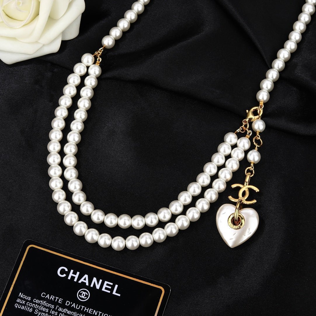Chanel Pearl Heart Chain Belt - Image 4
