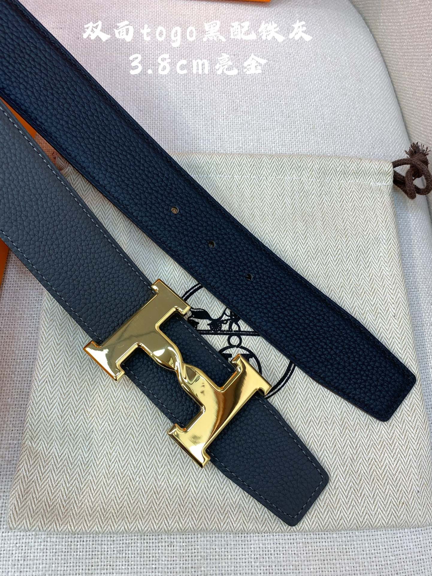 HM H BELT BUCKLE & REVERSIBLE BLACK LEATHER STRAP 38MM GOLD HARDWARE - Image 6