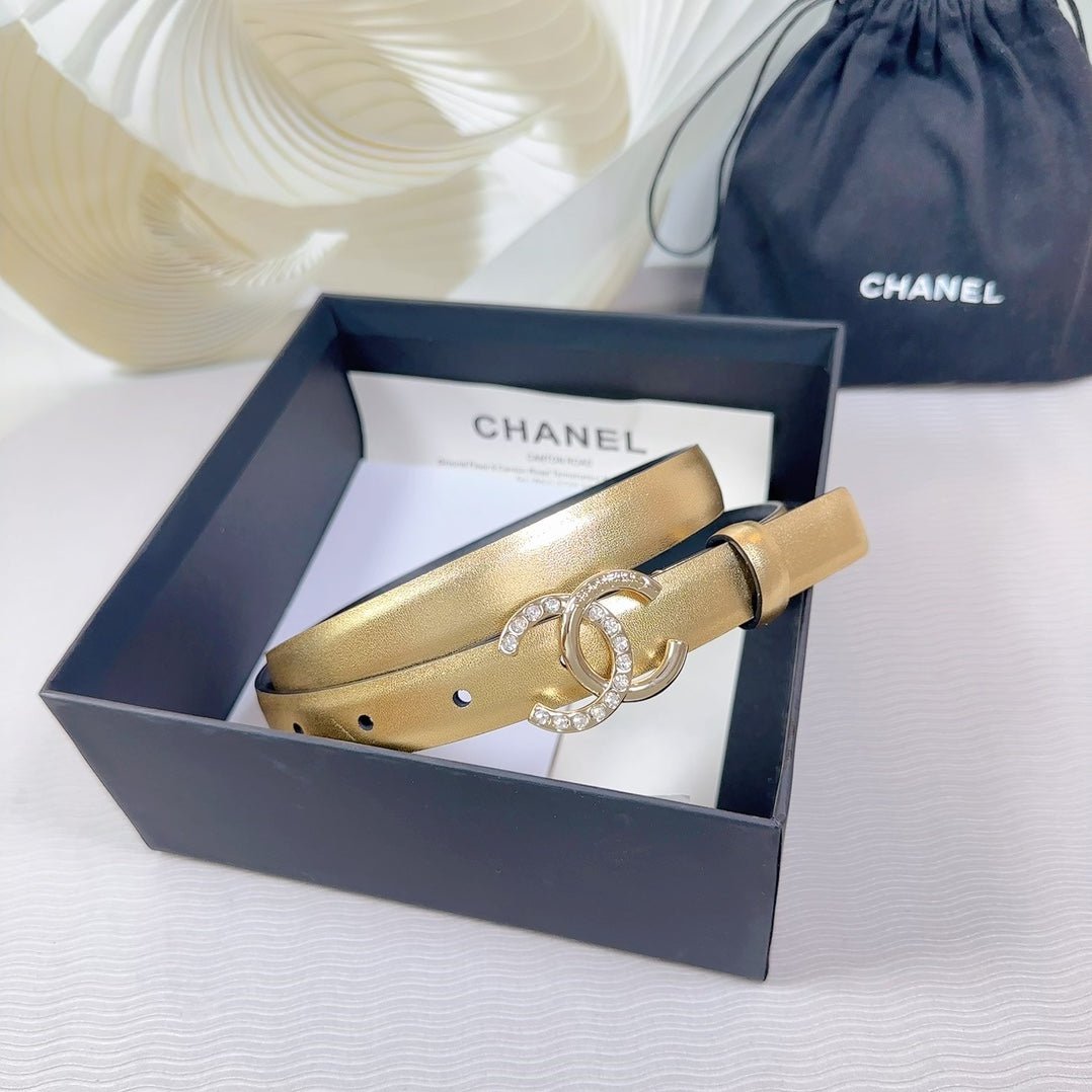 Alternative view of Chanel Gold Metallic Belt
