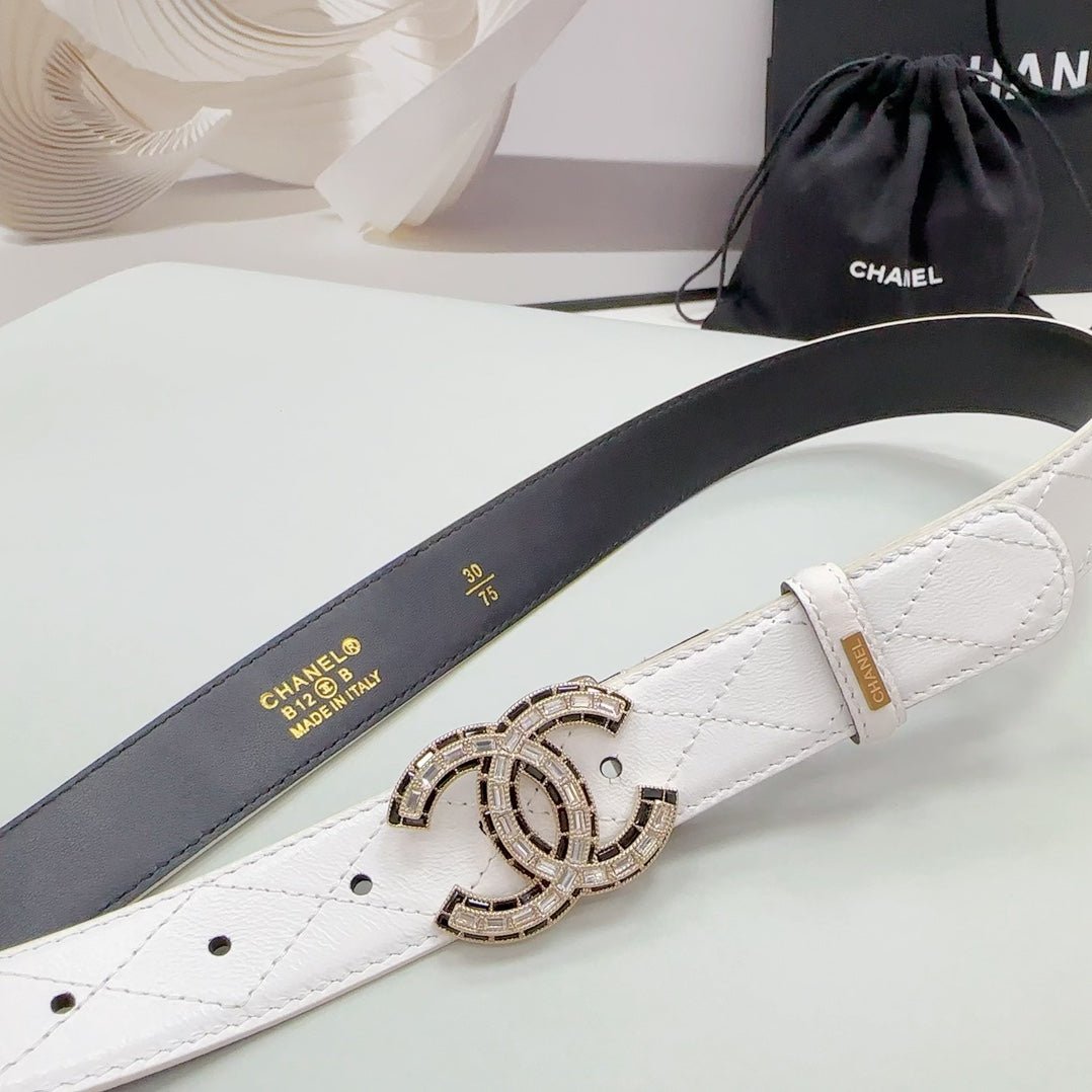 Chanel White Quilted Crystal Belt - Image 5