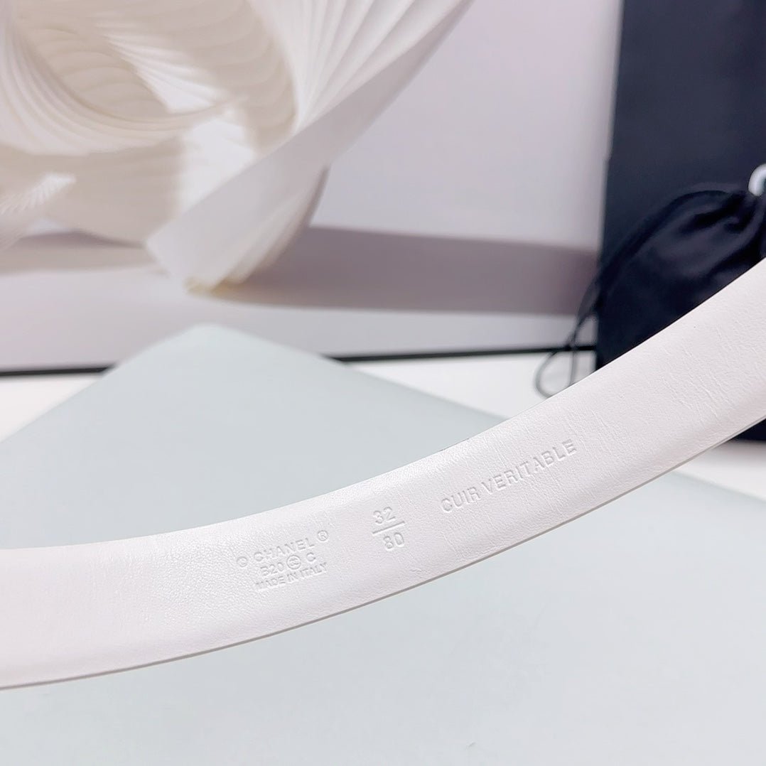 Chanel Cream Pearl Belt - Image 9