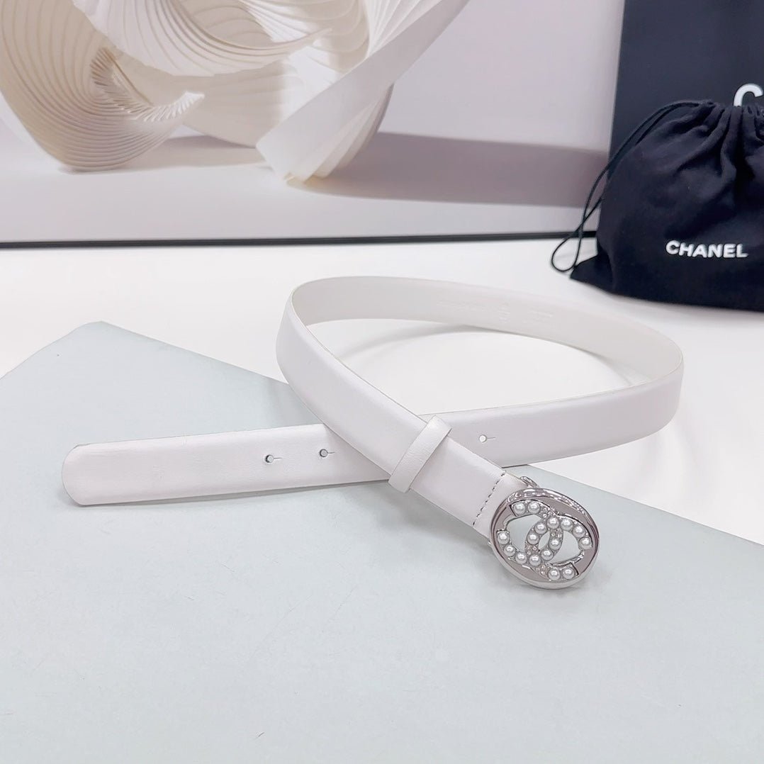 Chanel Cream Pearl Belt - Image 5