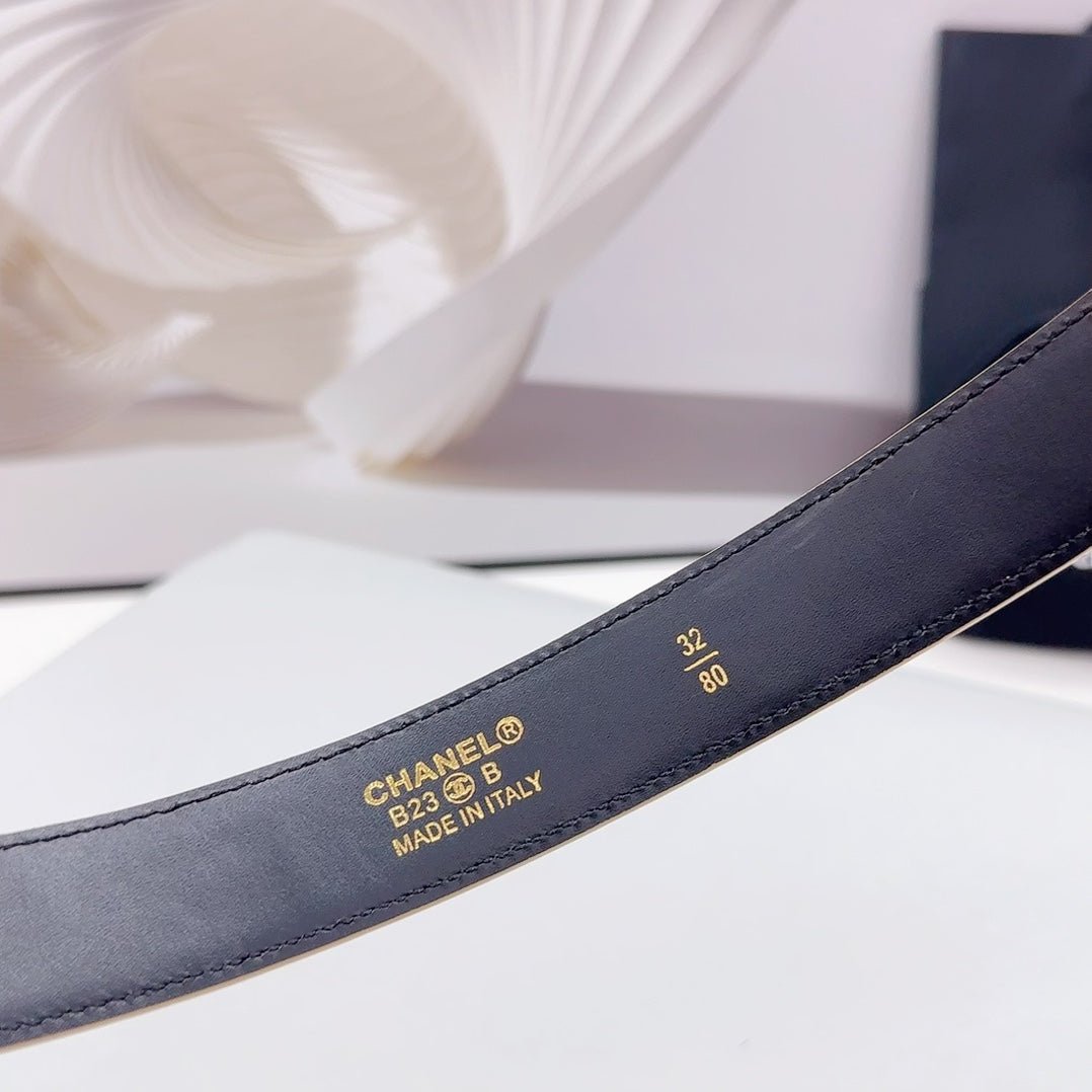 Chanel Quilted Pearl Belt - Image 9