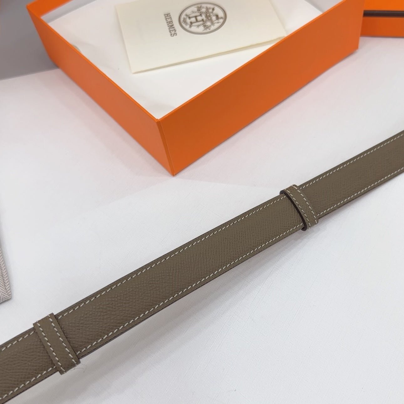 Alternative view of Collier De Chien Belt 30mm Etain Epsom Gold Buckle