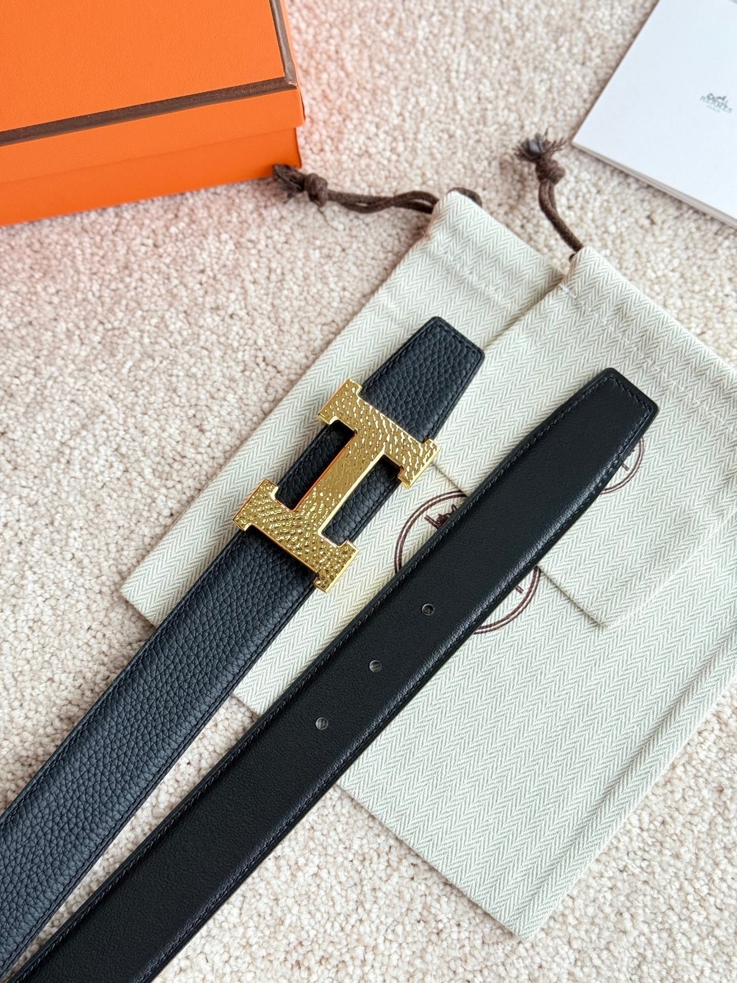 HERMES Hammer Gold H Belt - Image 6