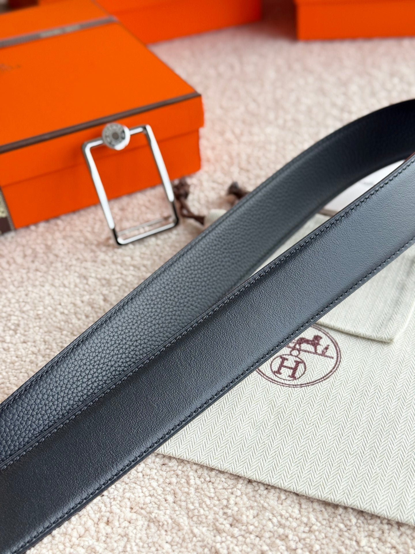 Hermes Black Silver Square - Image 6